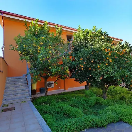 Apartman Il Giardino Di Elisa By Teuladaapartments Teulada